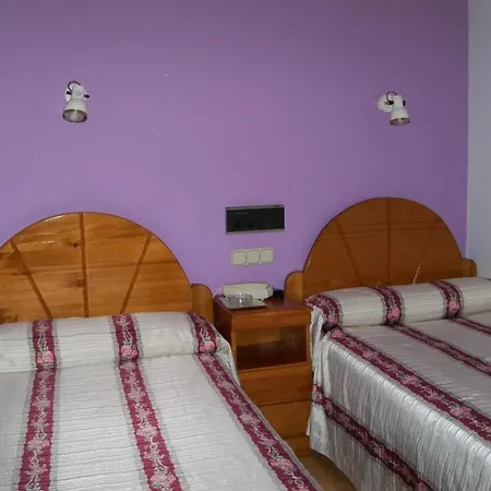 Virgen Del Villar Гостевой дом Лагуна-де-Дуэро